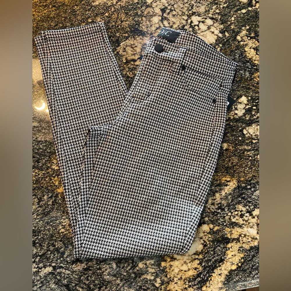 Black & White HoundsTooth Jegging